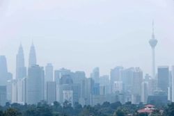 Haze hits unhealthy levels across 30 areas in Malaysia