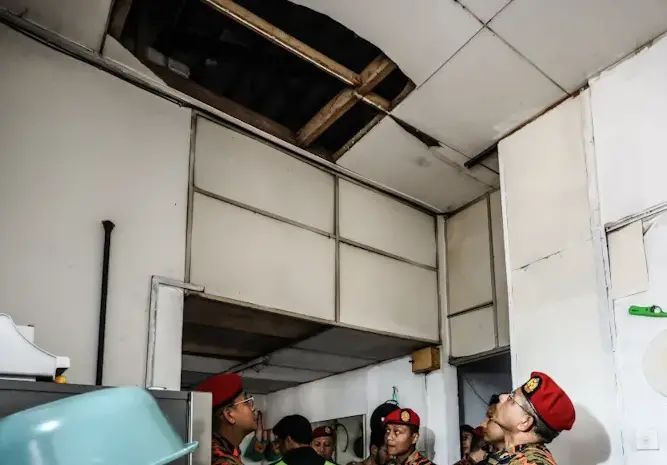 Selangor Bomba raids crowded illegal ‘bird’s nest’ rental rooms