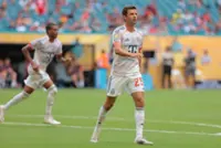 Soccer-Former Bayern quartet part of group investing in Portuguese side Estrela