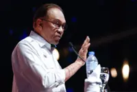 Privatisation must improve workers’ lives, says Anwar