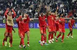 Soccer-LASK end Celtic's Champions League hopes with astonishing comeback