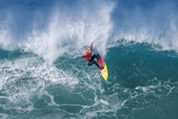 Surfing-Canada's Brooks kicks off Fiji Pro with perfect 10-point ride