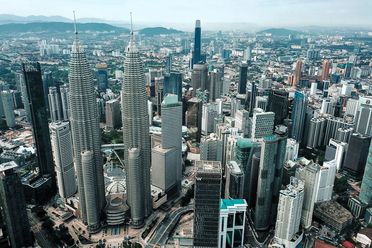 6% economic growth does not mean govt has more money to spend, says Anwar