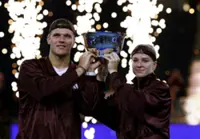 Tennis-Muchova and Mensik win US Open mixed doubles title