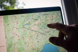 How to measure straight-line distances and land areas in Google Maps