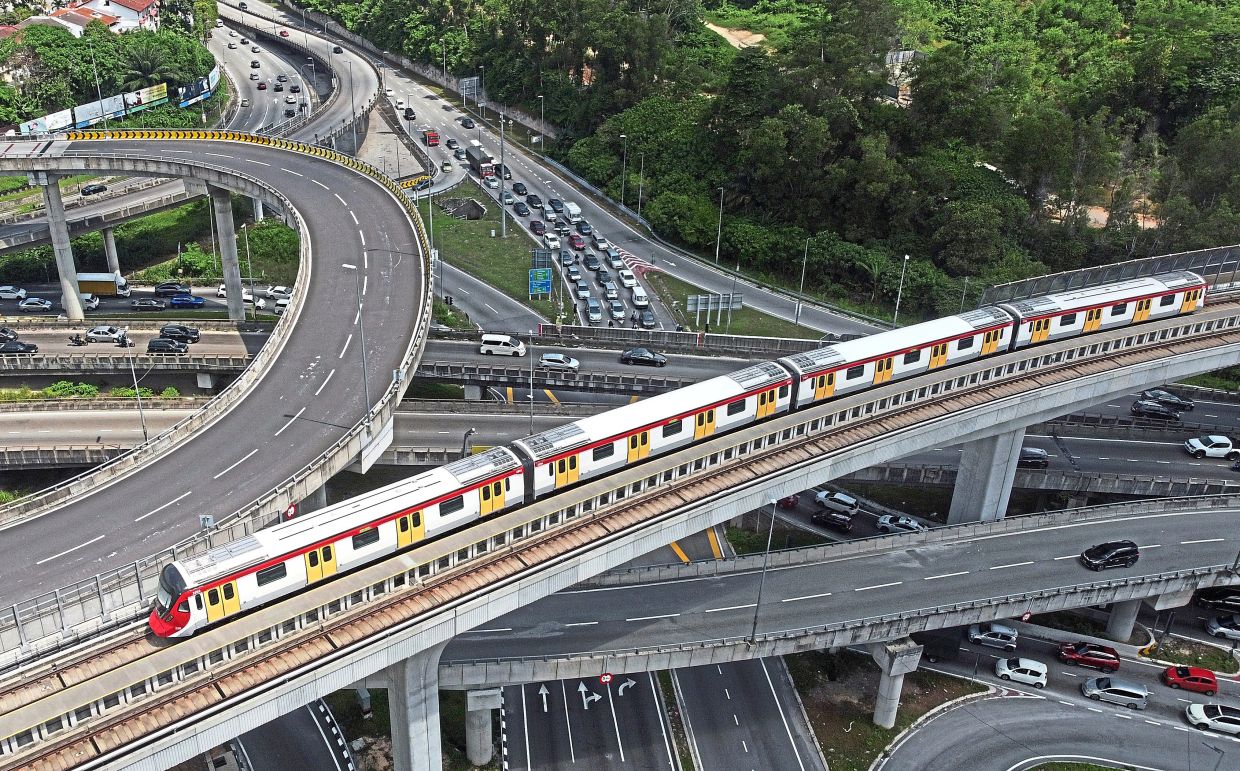 The MRT further expanded the Klang Valley Integrated transit system. — IZZRAFIQ ALIAS/The Star