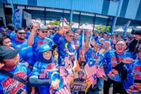 Only Jalur Gemilang to fly high in Melaka, says CM