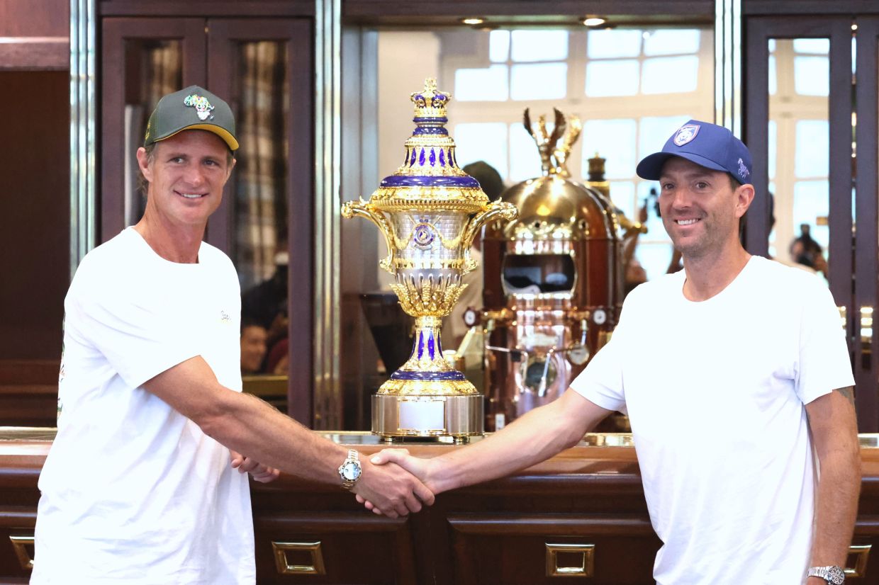 Royal Johor team player Pablo Pieres (right) and Temasek player Nachi Du Plessis (left) are among those taking part in the Johor Super Crown Polo Tournament 2026. — THOMAS YONG/The Star