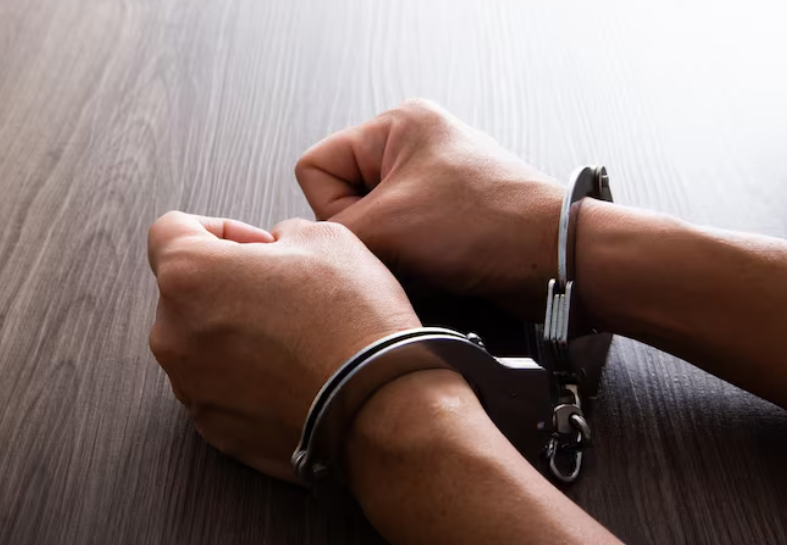 Malaysian arrested for smuggling etomidate vapes to Medan; police seize 29 vapes, probe network as North Sumatra tops drug abuse list