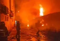 Pre-dawn fire destroys mamak eatery, storage unit near Ampang school