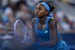 Tennis-Gauff draws the line on US Open ticket freeloaders