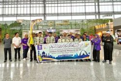 Brunei scouts contingent heads to 15th Malaysia Scout Jamboree
