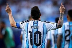 Soccer-Messi announces departure from Argentina national team