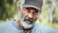 Mel Gibson slammed for imitating ASL interpreter at fan event