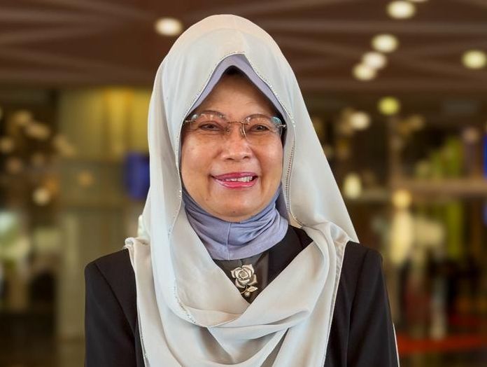 Sarawak rolls out bottled water, tankers as dry spell persists