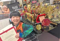 Little piano prodigy hits big notes