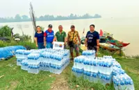 Water aid flows as S’wak dry spell bites