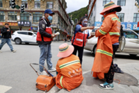 Nepal floods: Responders in Tibet turn cooks to support relief efforts