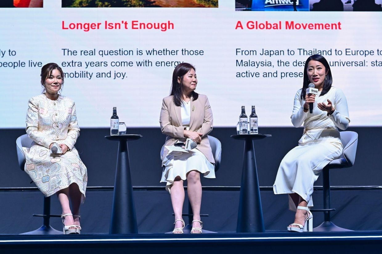 During the summit, Global Amway experts also shared insights into its healthspan journey, highlighting how its expertise in phytonutrients and nutrition continues to evolve alongside the growing science of healthier ageing. From left to right: Amway Thailand South-East Asia Research and Development director Dr Janjira Intra, Amway Malaysia Singapore, Brunei, Indonesia, and the Philippines chief marketing officer Joanne Chong, and Amway International Inc Global Nutrition associate brand manager Helen VanTongeren.
