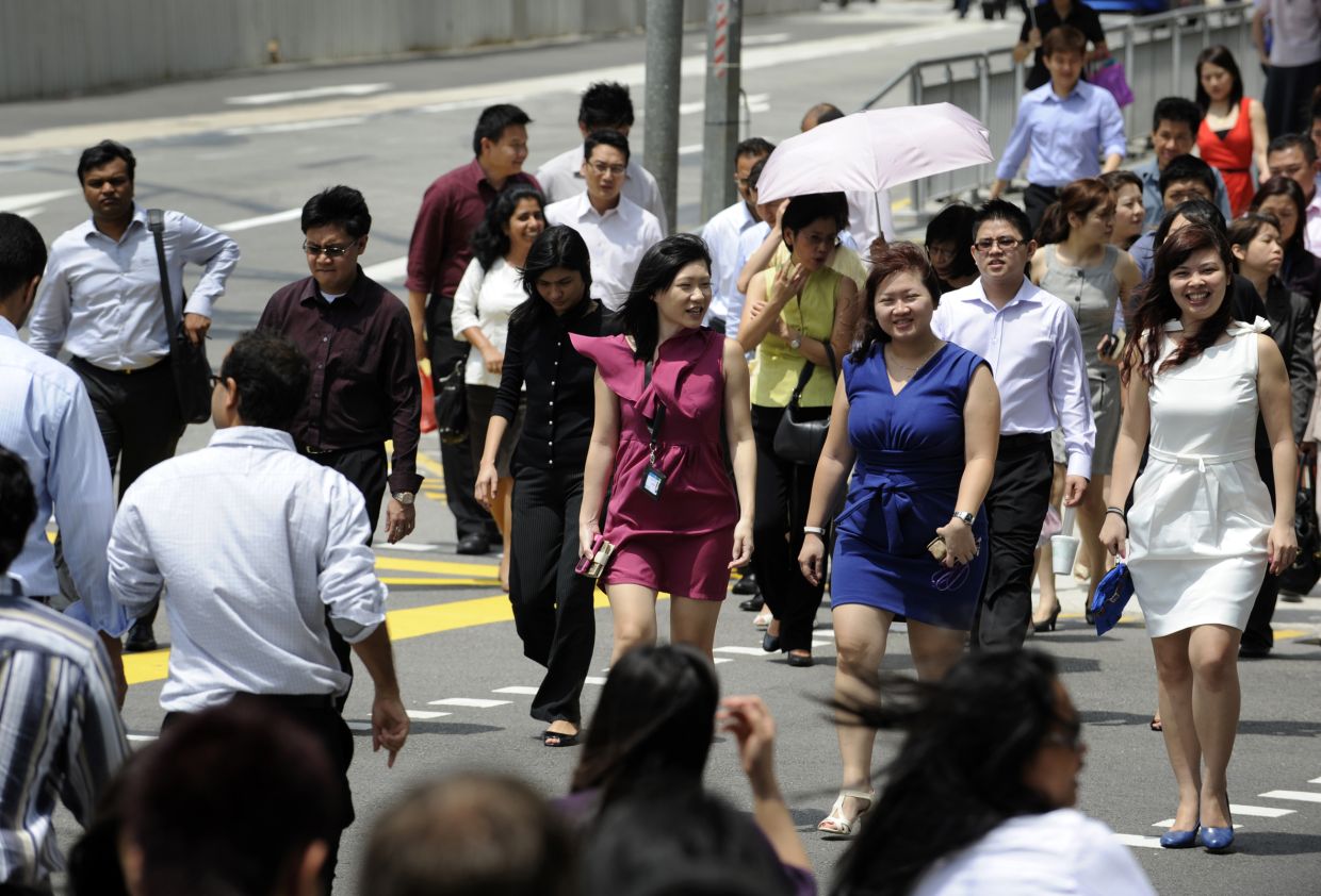 A short 10-to-15-minute walk right after lunch helps lower blood sugar spikes and aids digestion. — Filepic