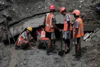 How engineers in a WhatsApp group are guiding Nepal's tunnel rescue efforts