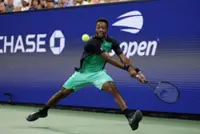 Tennis-Tien too good as Monfils makes final Grand Slam bow at US Open