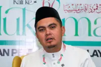 Umno Youth chief, team attend  PAS Youth Muktamar