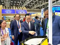 Malaysia seeks greater access for local products via two-way e-commerce with China, says Steven Sim