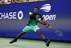 Tennis-Tien too good as Monfils makes final Grand Slam bow at US Open