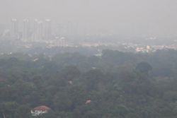 PSI hits 102 in eastern Singapore, two areas now with ‘unhealthy’ air quality