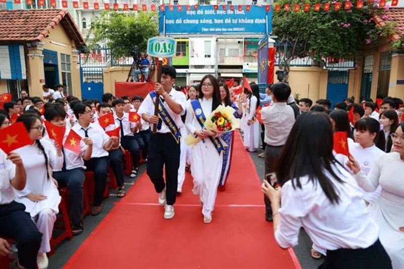 Ho Chi Minh city opens new school year for over 2.6 million students