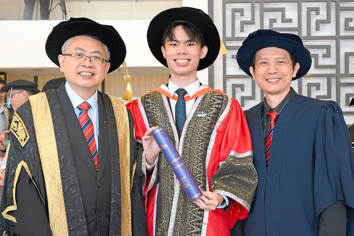 UTAR grads take learning further