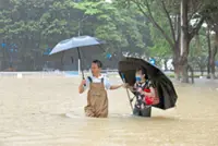Torrential rain triggers deadly mudslide in Jiangxi province