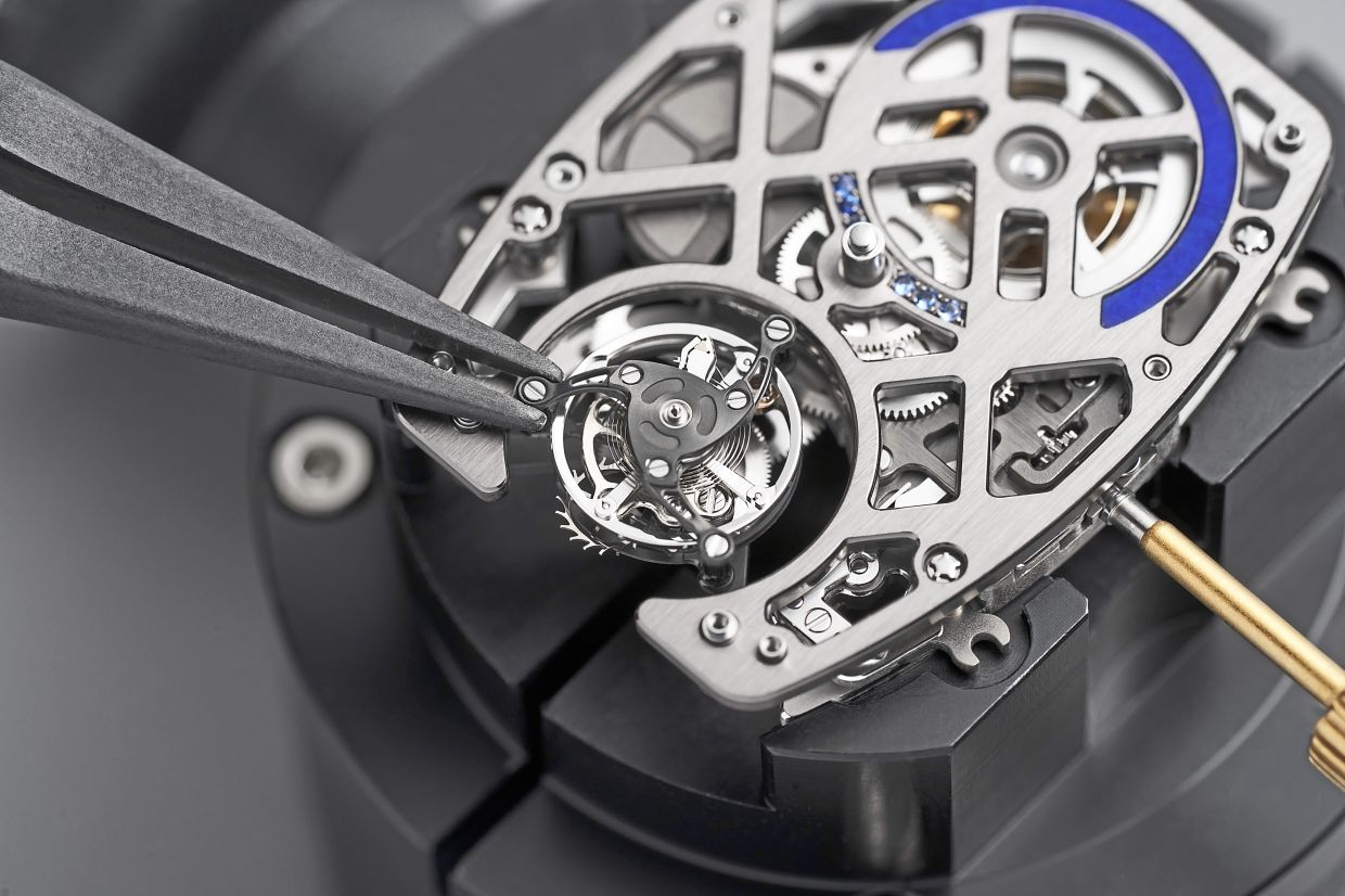 The tourbillon movement was specially developed to accommodate the timepiece’s jewel-studded case and dial.