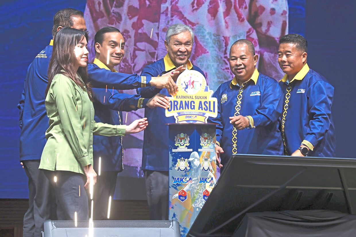 Claims of rift with Anwar rejected