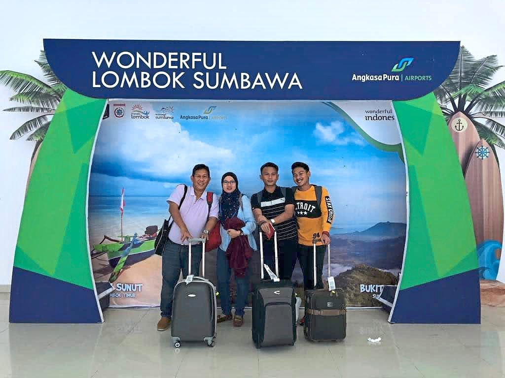 Zainal Abidin and his family prioritised island destinations as they enjoyed swimming. — ZAINAL ABIDIN IBRAHIM