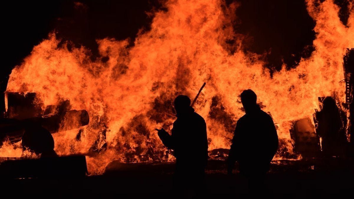 11 Dead, Including 6 Children, in Indonesia Papua Market Fire