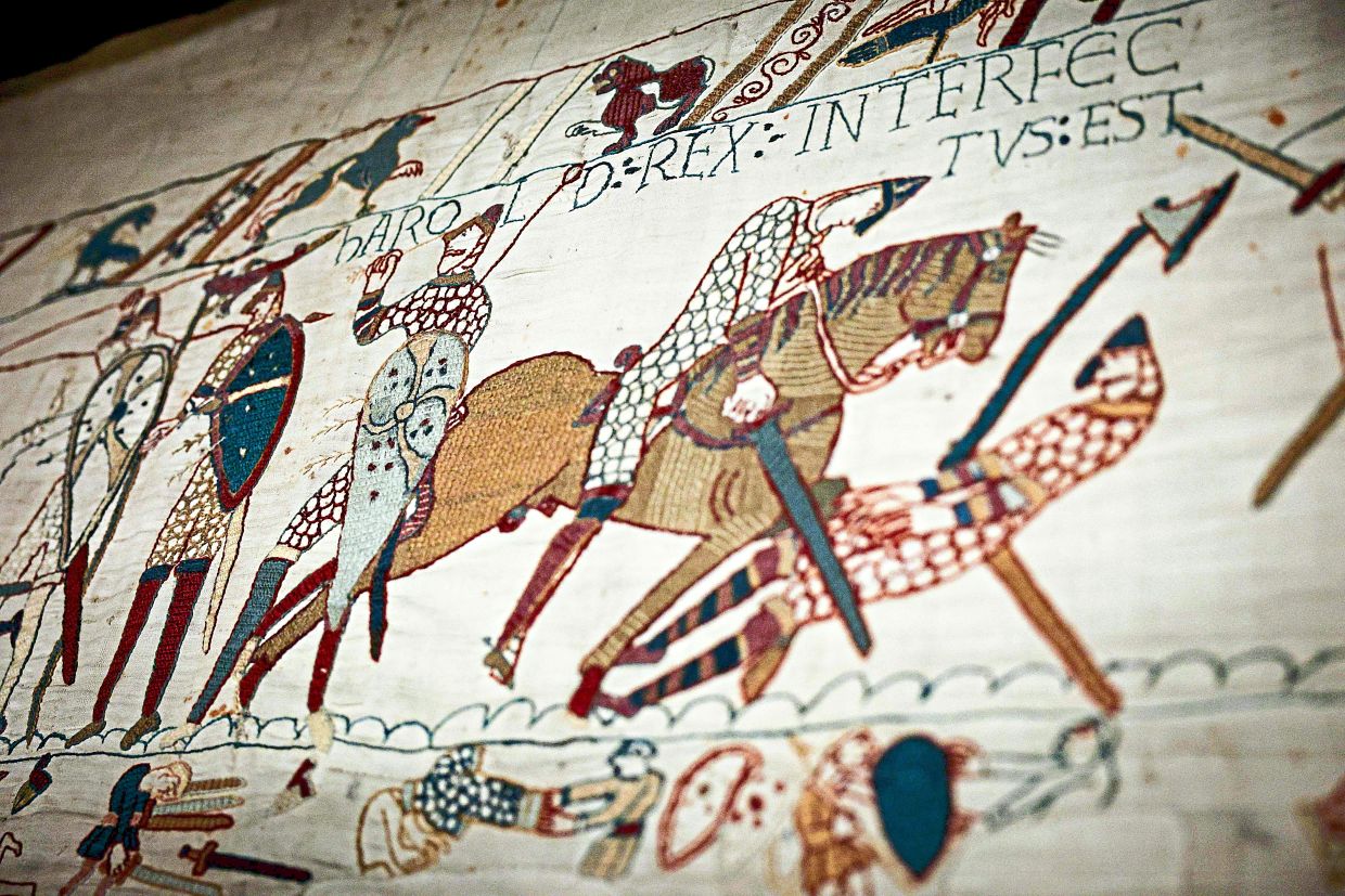 The scene depicting King Harold's death on the Bayeux Tapestry. Photo: AFP 