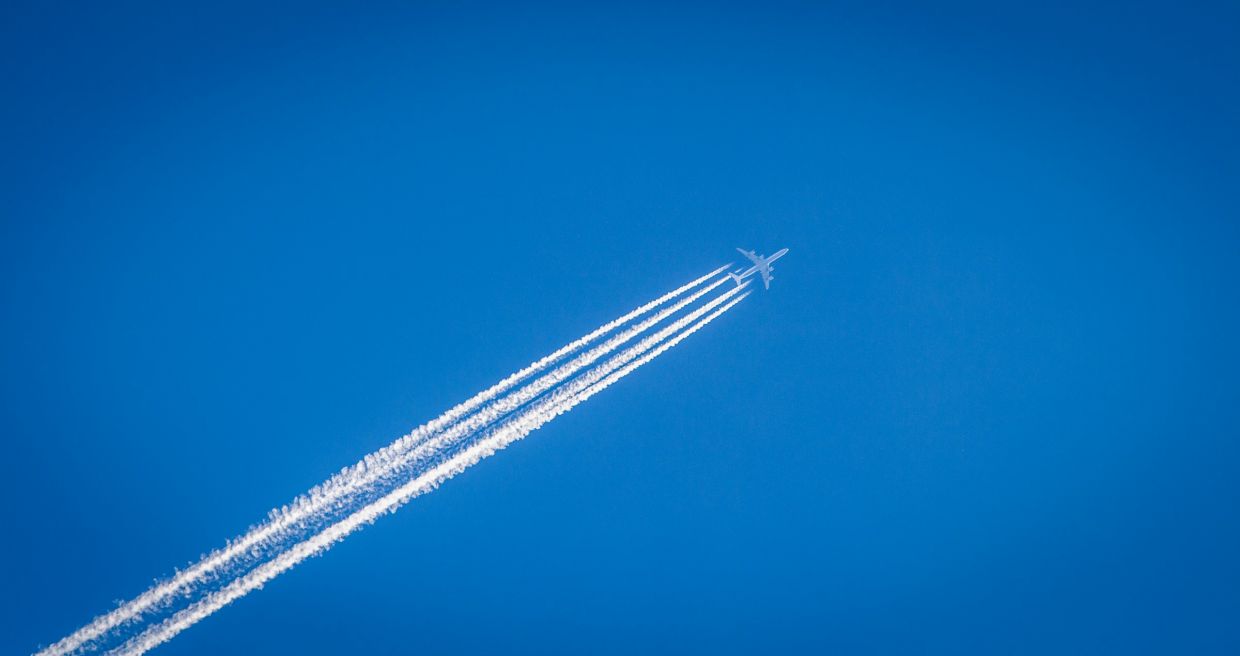 谷歌和国泰航空利用人工智能解决航空业面临的最大气候难题