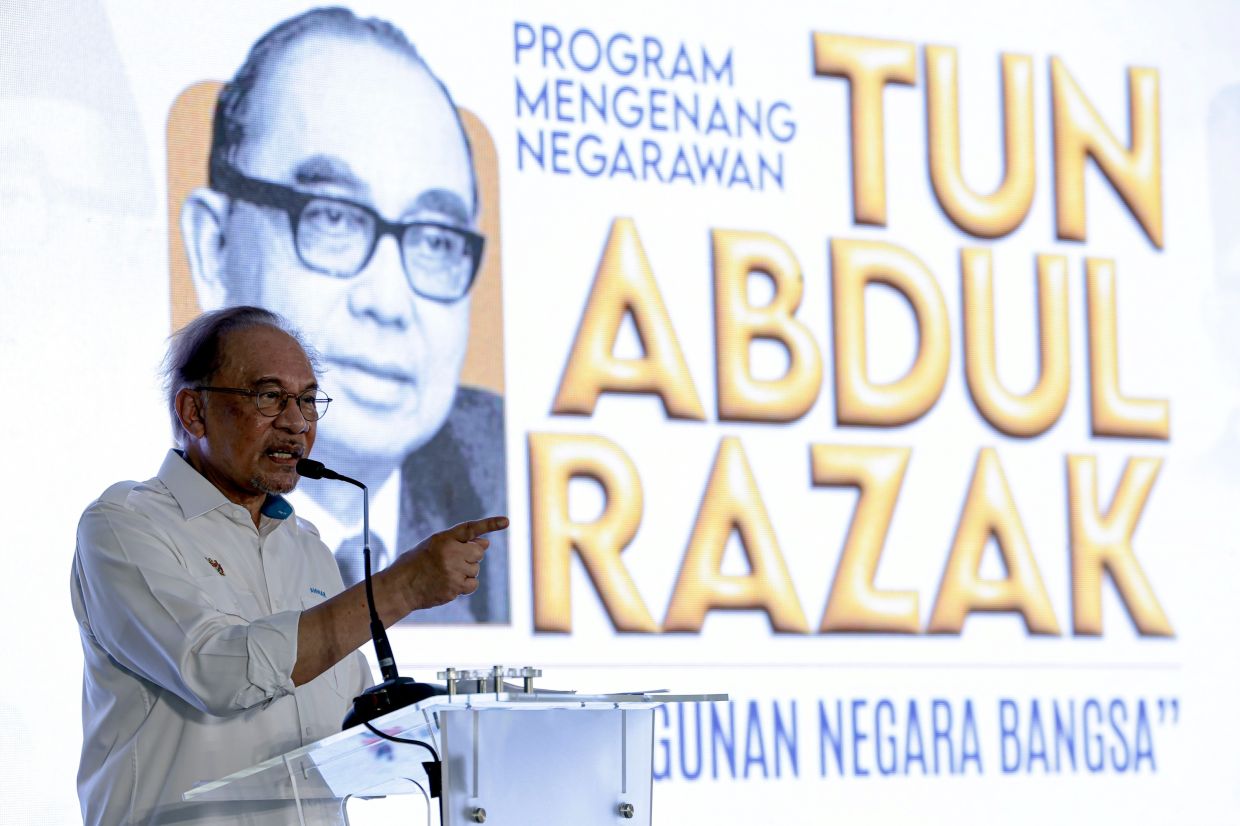 Communalism, corruption still threaten Malaysia today, says Anwar