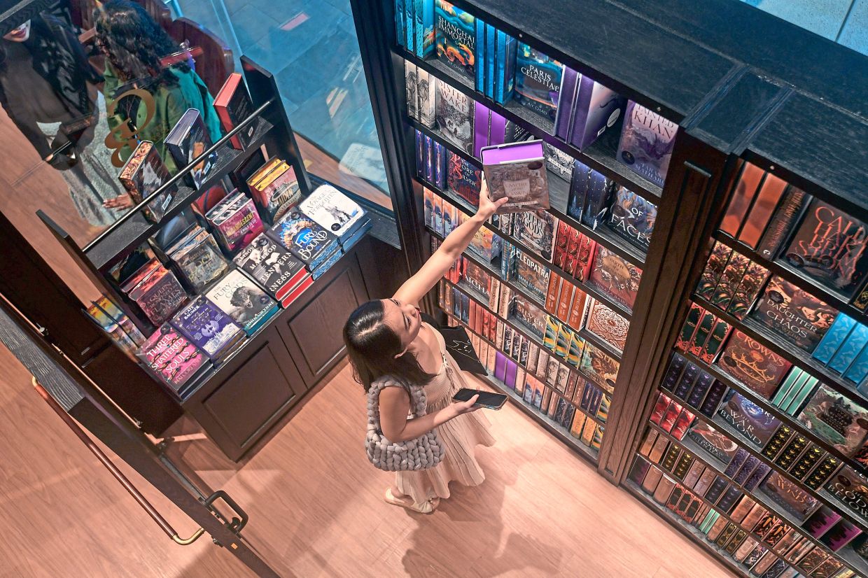 The Goldsboro Room carries a 2,500 book collection, with 150 signed and collectable titles.