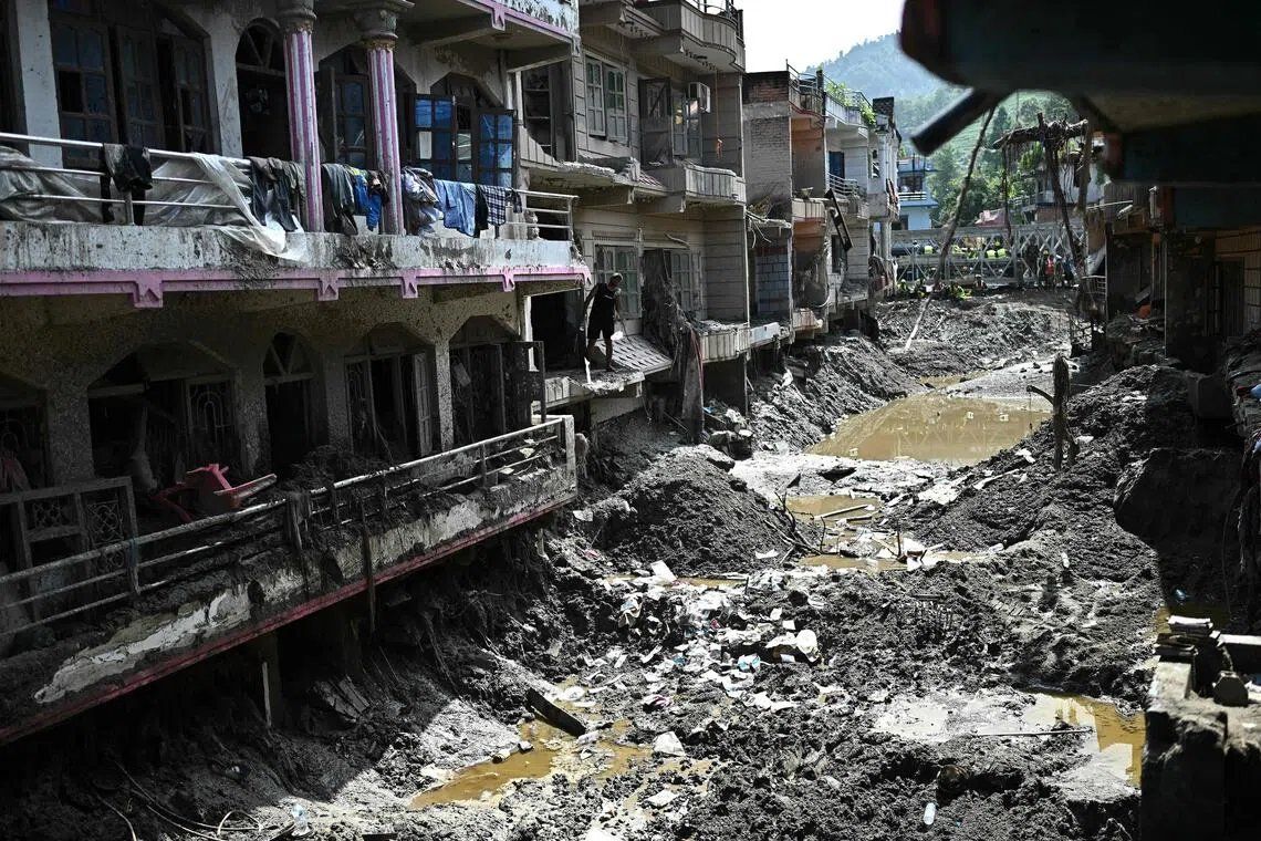 尼泊尔冰川崩塌引发致命洪水前曾经历异常高温：研究人员