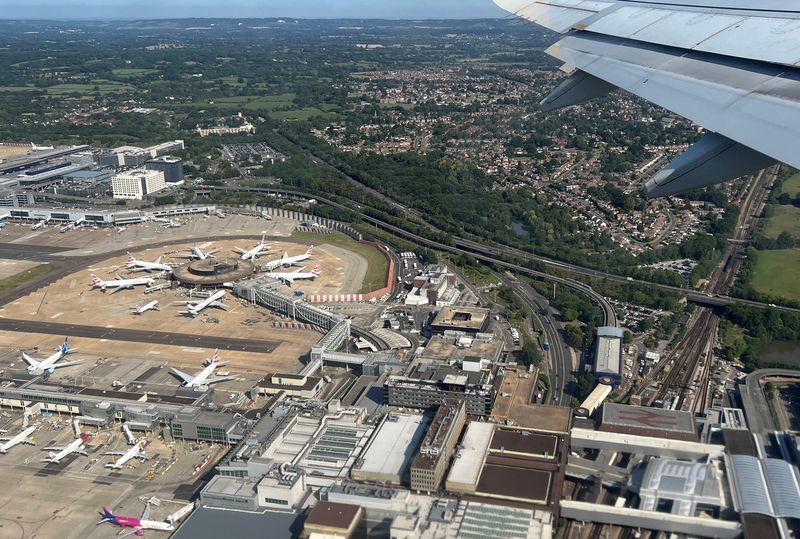 NATS technical issue disrupts UK flights
