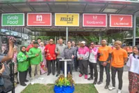 PJ sets up rest hub for gig riders