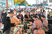 Volcanic ash snarls air travel