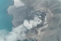Five media personnel lose contact while covering Mount Anak Krakatau eruption in Indonesia