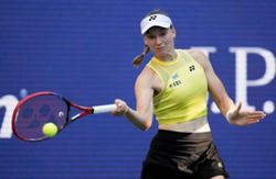 Tennis-Rybakina's recovery fuels US Open run, puts top ranking within reach