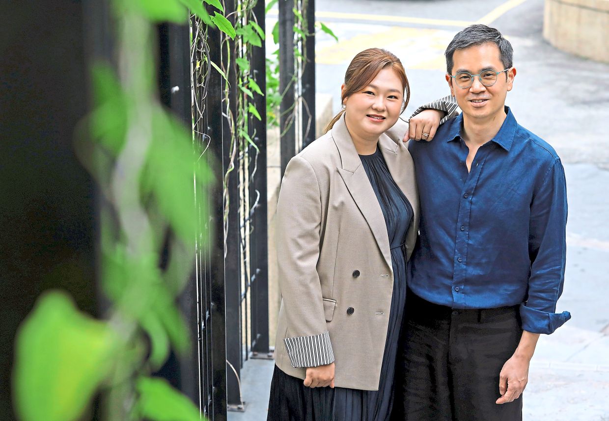 Boon Hau Hng (right) and Fam Swee Ying believe consumers are extremely savvy when it comes to health and beauty matters. Photo: The Star/Azlina Abdullah