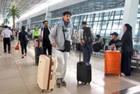 Airports reopen amid risk of ash