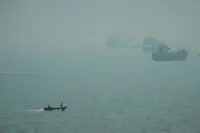 US destroys five Iran oil tankers after attacks on American warship